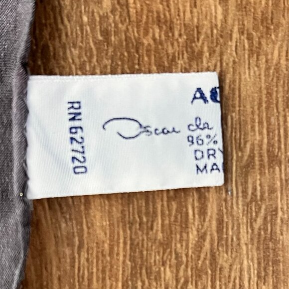 Oscar De La Renta Red Floral Silk Scarf Metallic Threading - Picture 7 of 11